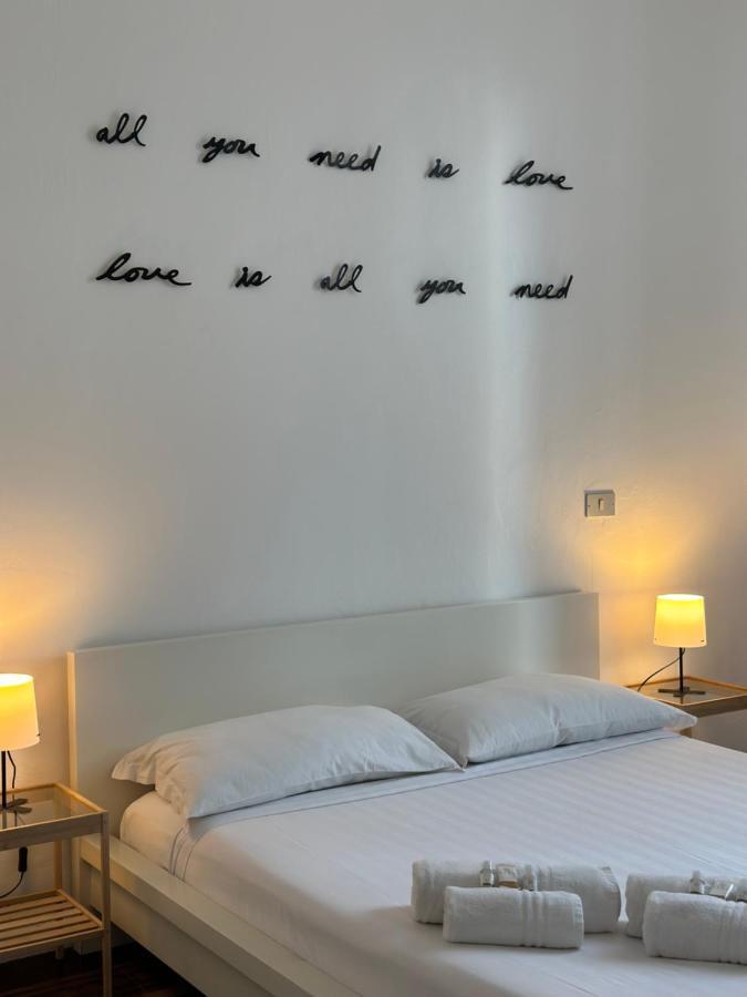 Xenia Apartments - Bright And Elegant Apartment 밀라노 외부 사진